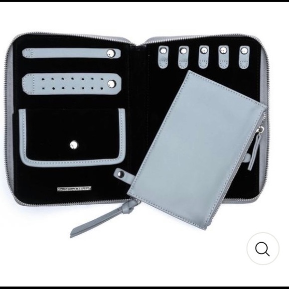 Hudson Bleecker Jewelry Portfolio - Picture 7 of 8